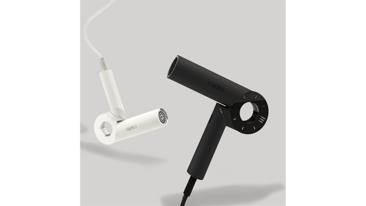 cadre、大風量2.2m3/分で重さ約380gのヘアドライヤー「cadre