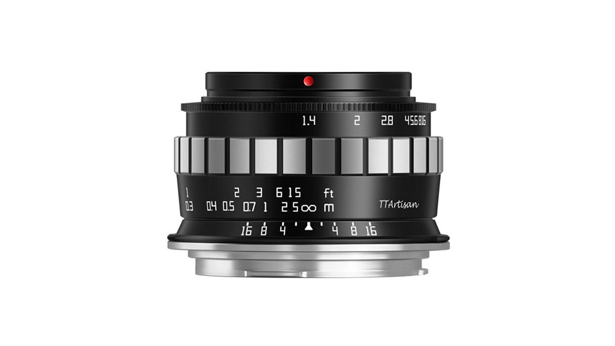 TTArtisan、「23mm f/1.4 C ブラック×シルバー」にRFマウントを追加
