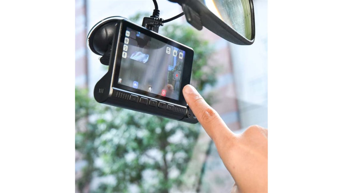 ドライブレコーダー　3カメラ（前方・後方・車内録画用）新品未使用　パナソニック製 FxdRgMtDrtuu-