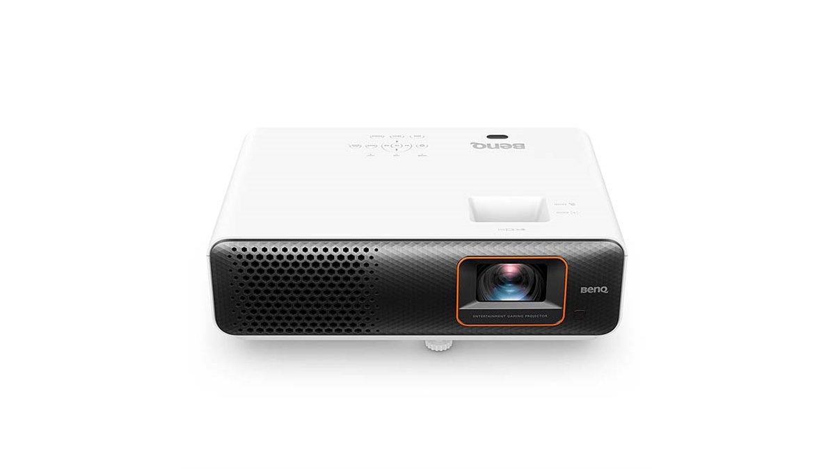 BenQ、4LED光源を採用した短焦点プロジェクター「TH690ST