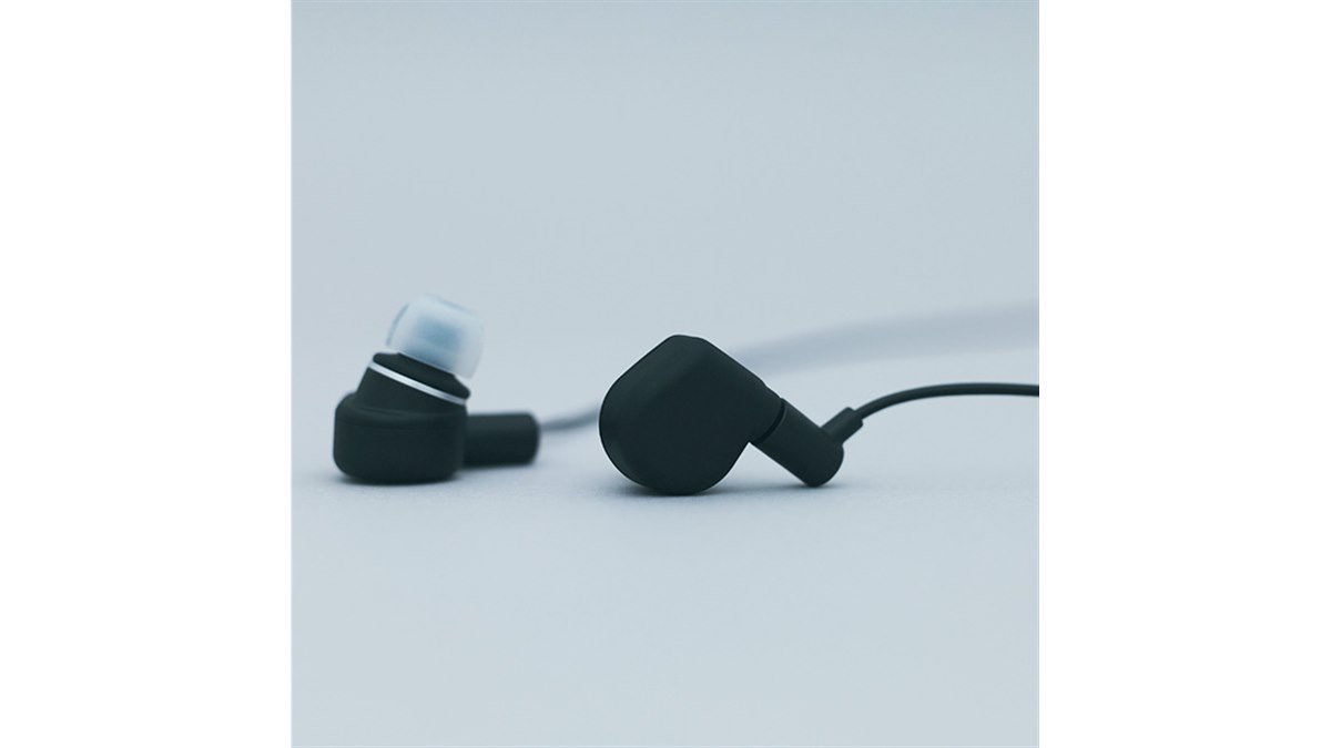 Artio、特許技術a.i.mを採用した有線イヤホン「CU2」 - 価格.com