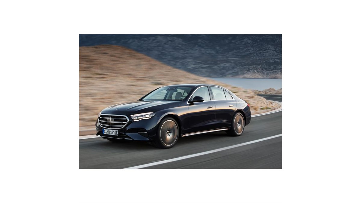 メルセデス・ベンツが新型「Eクラス」を発表 ラインナップの半数をPHEV
