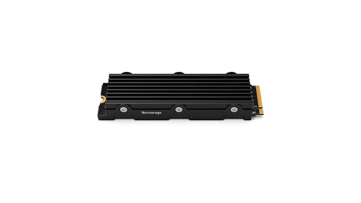 M.2 SSD Nextorage 4TB PS5対応　ヒートシンク付 Nextorage's 4TB SSD is PS5-compatible and 70% off for Cyber