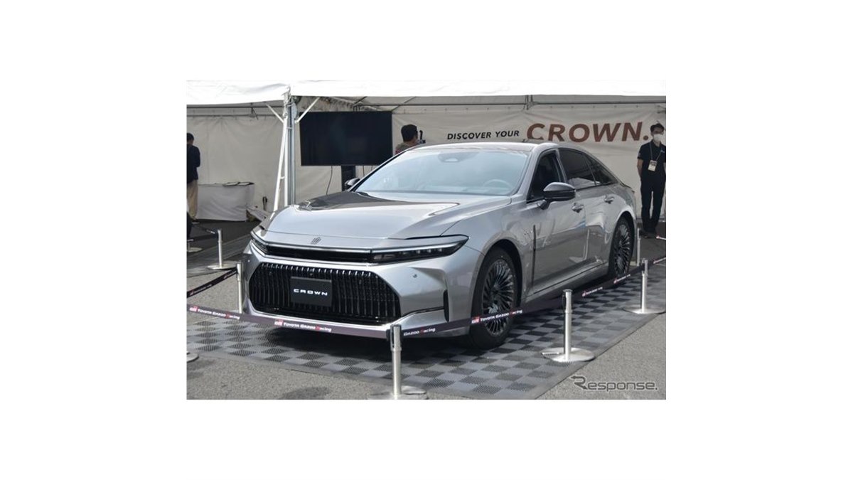 クラウンセダン』は伝統のFRにFCEVを組み合わせる！初公開された左