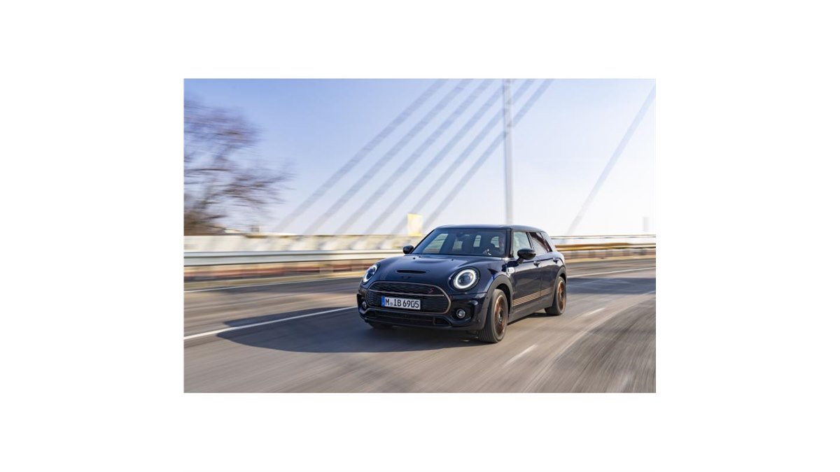 MINIクラブマン」の最終モデルとなる限定車「ファイナルエディション