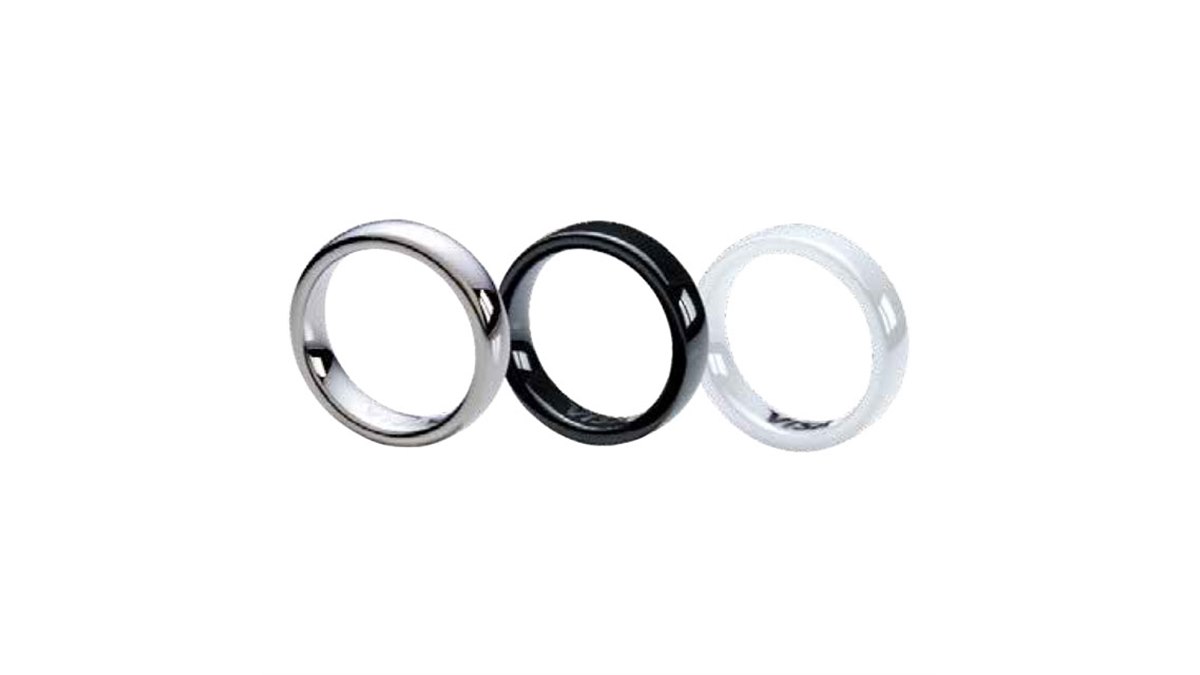 ドコモ、Visaタッチ決済対応のスマートリング「EVERING」を5月上旬以降