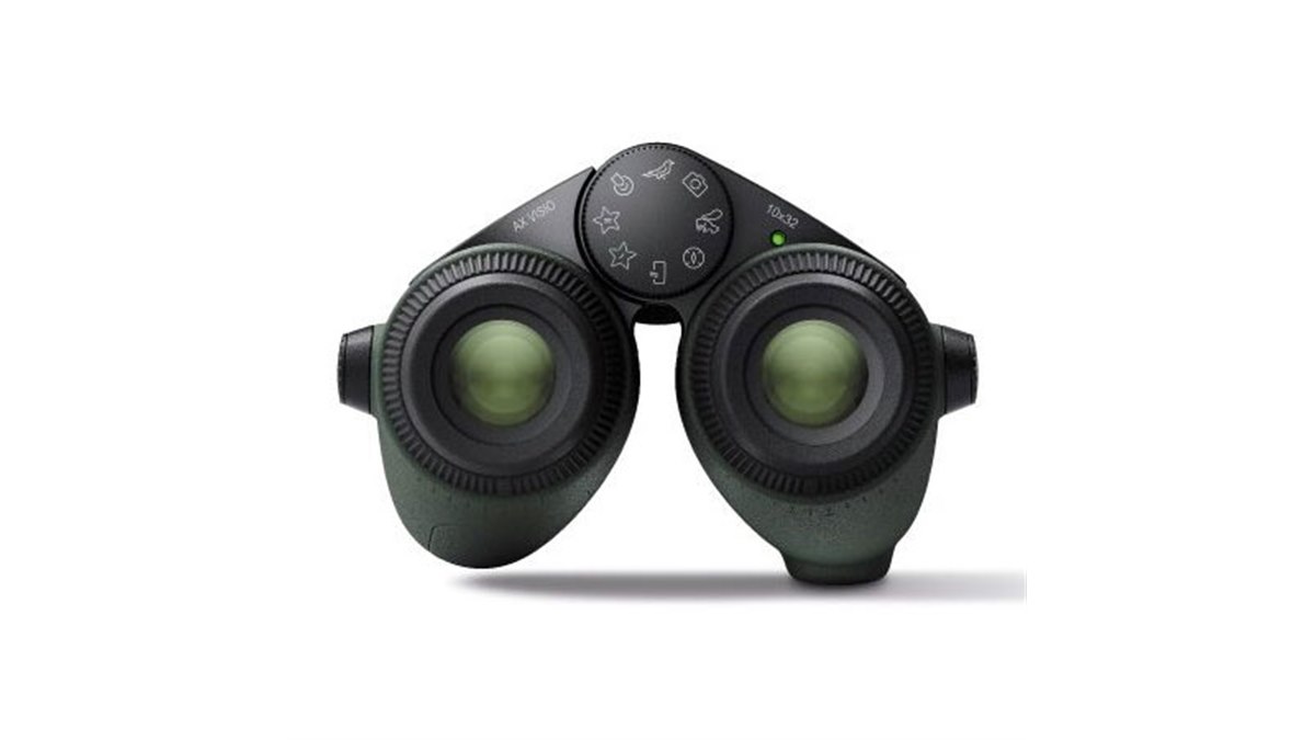 SWAROVSKI OPTIK、観察しながら撮影できるスマート双眼鏡「AX