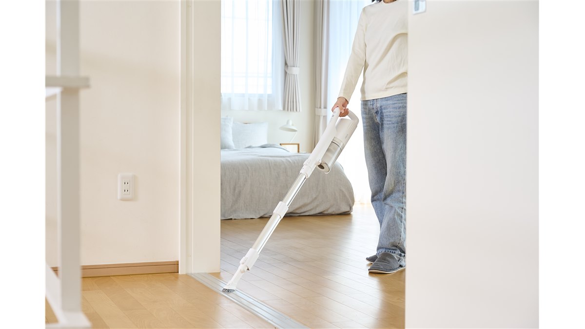 掃除機 のび~る スティッククリーナー (コードレス/自走式/伸縮ノズル Amazon.co.jp: アクア (AQUA) 掃除機 のび~る スティック