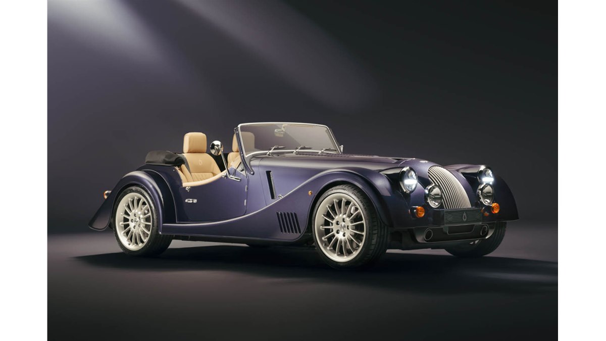 Morgan(モルガン) 白地にブラック大人なコンビネゾン モーガンの新しいフラッグシップモデル「MORGAN SUPERSPORT」が