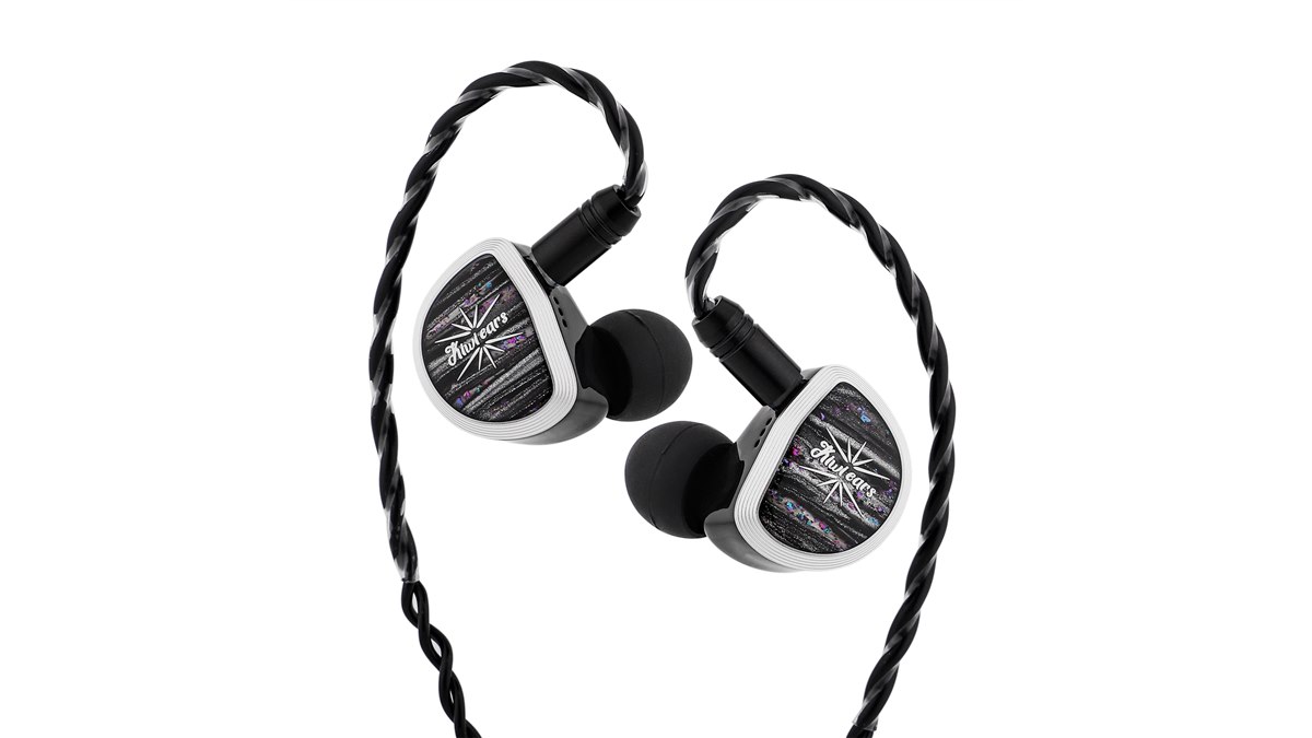 Kiwi Earsの技術力を結集した、インイヤーモニター型イヤホン