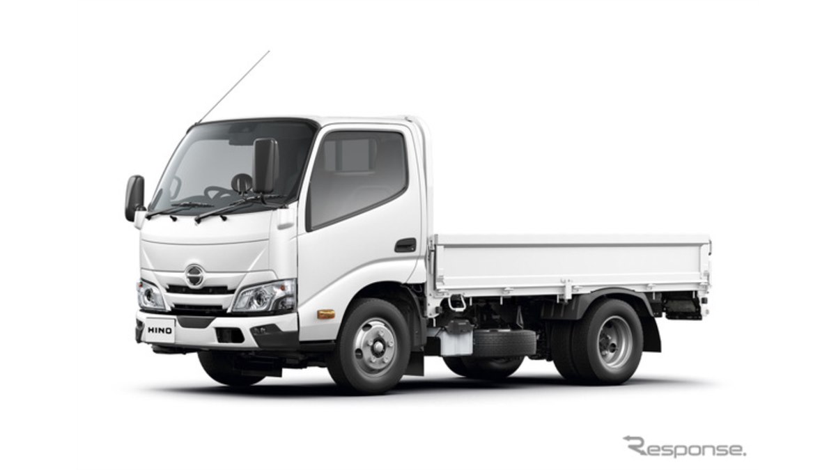 日野の小型トラック『デュトロ』、出会い頭警報を標準化…ATの