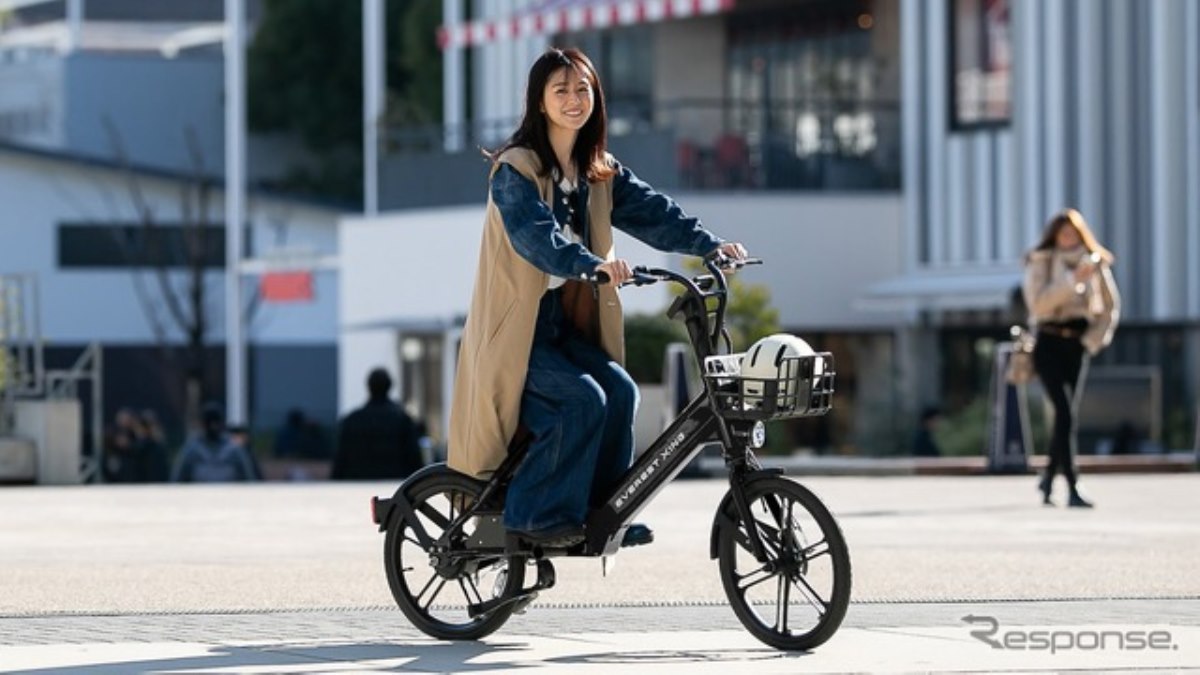 新古車】EVEREST XING CITY + スレートブラック 新型電動モビリティ