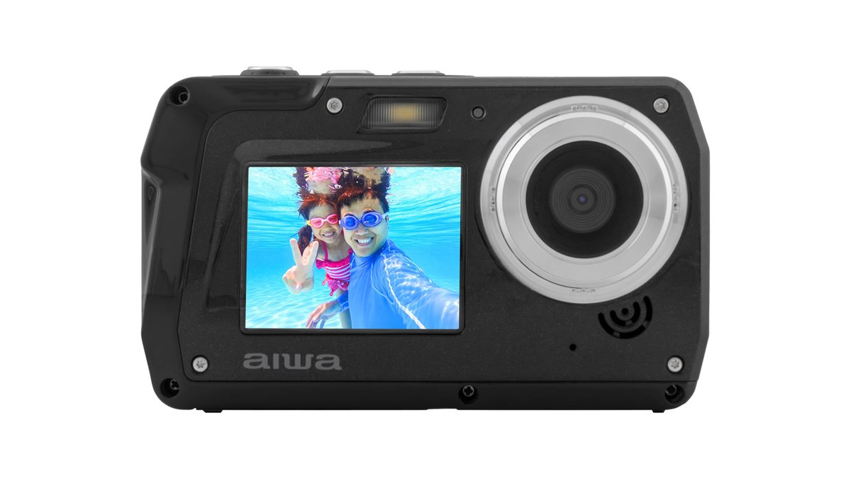 aiwa、17,800円の防水・防塵＆自撮り用フロントディスプレイ搭載
