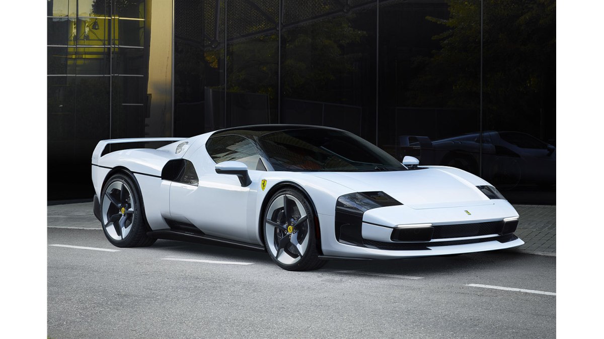 お客　車好き様 フェラーリが往年の名車「F40」をイメージしたワンオフモデル「SC40