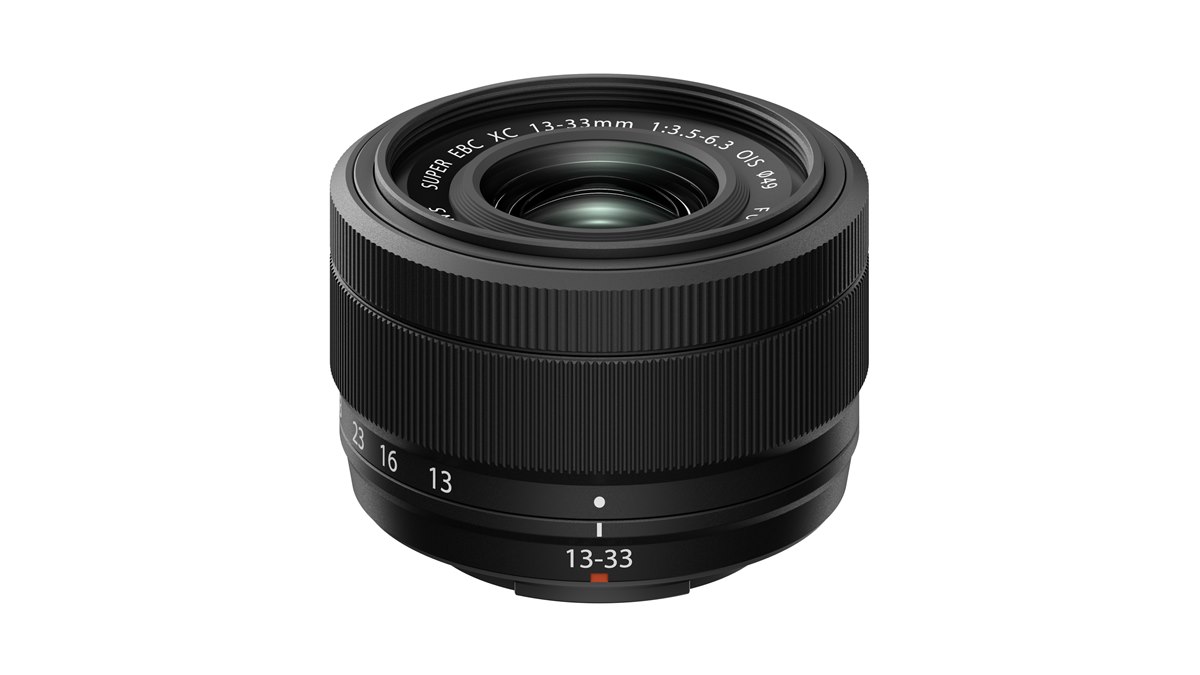 レンズ(ズーム) Etsu 富士フイルム、約125gの軽量ズームレンズ「XC13-33mmF3.5-6.3 OIS」を1