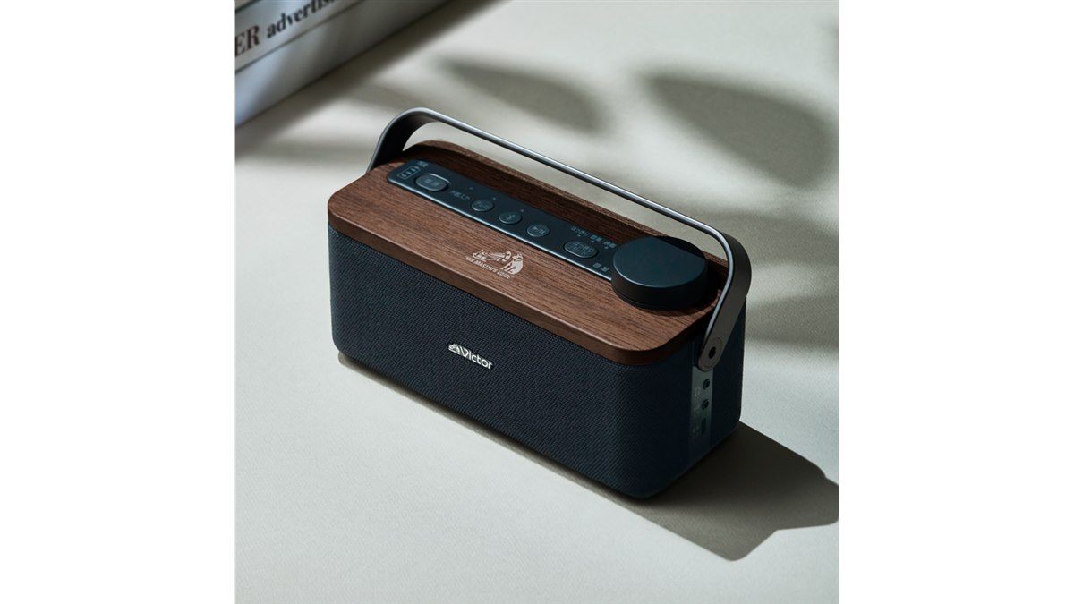 ブラック 反射面付きスピーカー ビクター、天然木デザインを採用したテレビ用手元スピーカー「SP