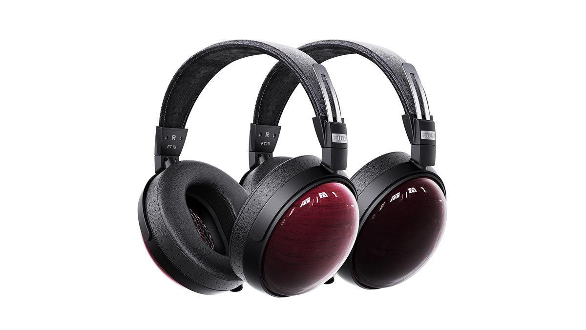 FiiO、ハウジングにパープルハートウッドを採用した密閉型ヘッドホン