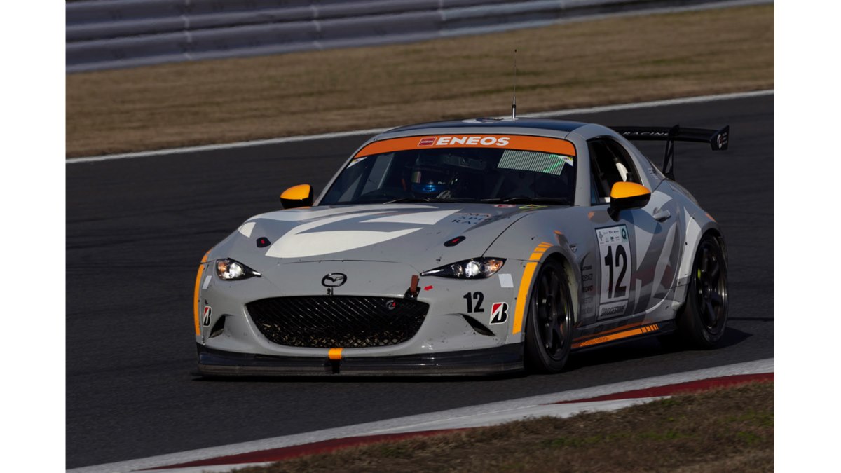 マツダがレースやラリーの参戦マシンと新型「CX-5」を出展【東京オート