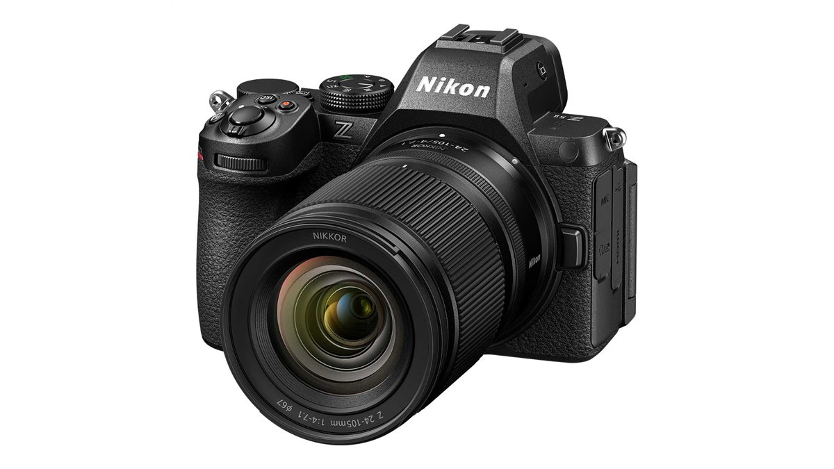 ニコン、「Z5II」と「NIKKOR Z 24-105mm f/4-7.1」を組み合わせた新
