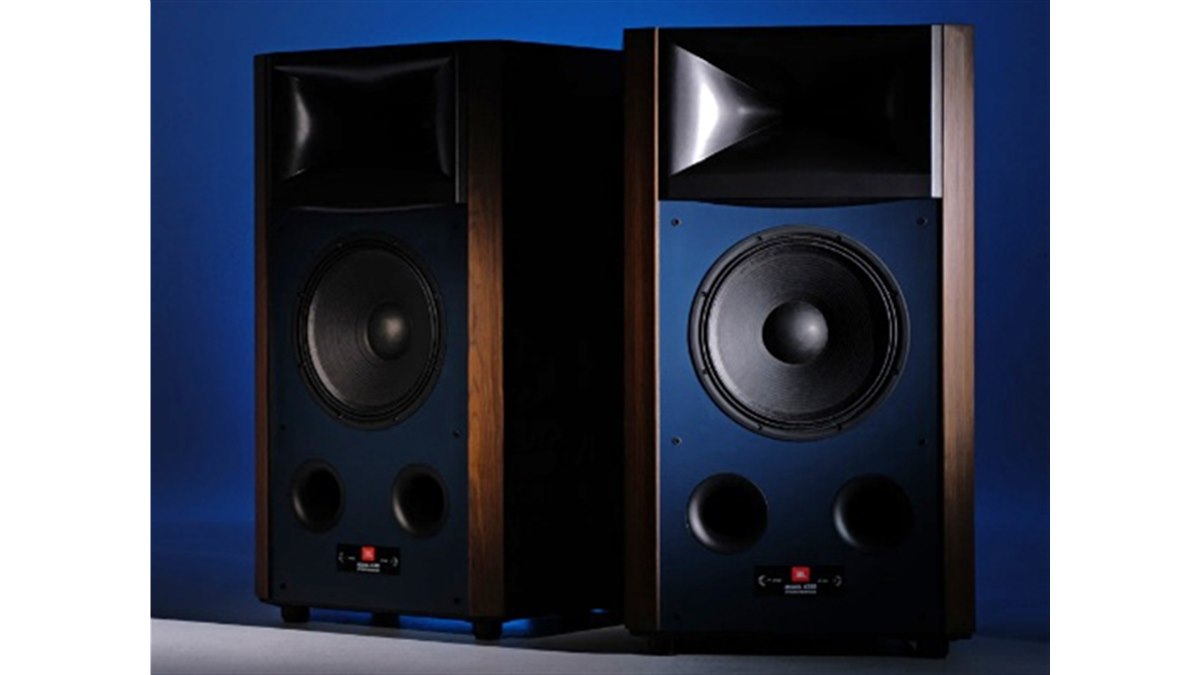 380mm径ウーハーと最新ホーン技術を投入 JBLスタジオモニターの