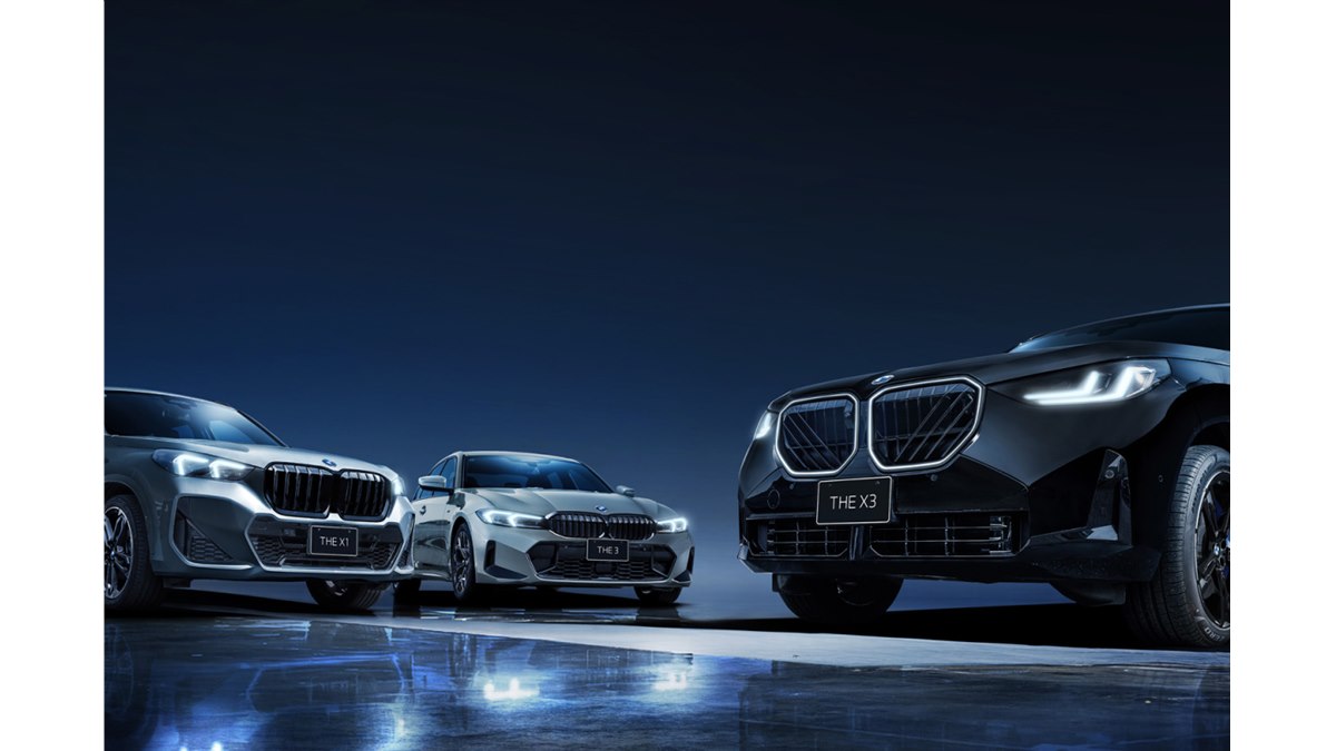 BMWがブラックアイテムで内外装をドレスアップした「X1」と「X3」の