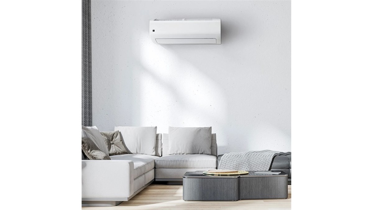 シャープ、プラズマクラスター25000搭載の住宅設備用エアコン「UFR
