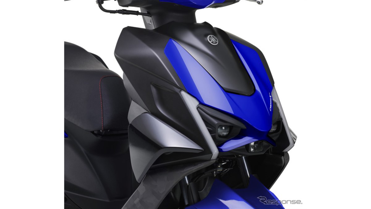 ヤマハの新型125ccスポーツスクーター『シグナスX』専用アクセ登場