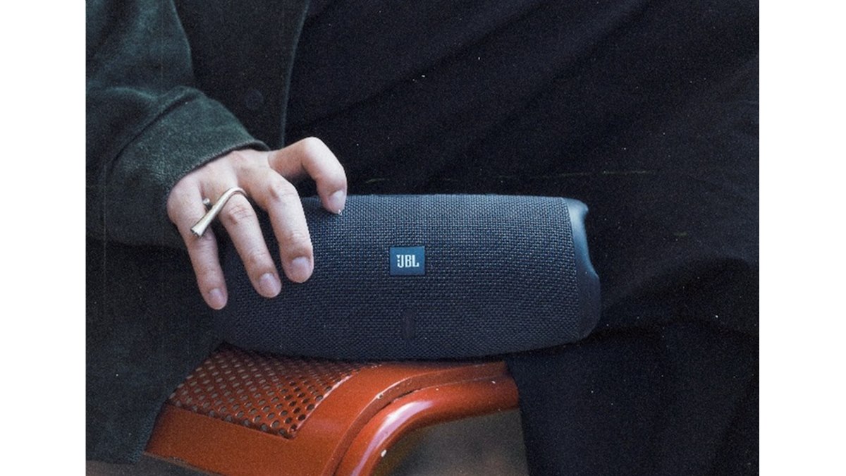 JBL、ポータブルBluetoothスピーカー「JBL Charge Essential 3 SE」を6
