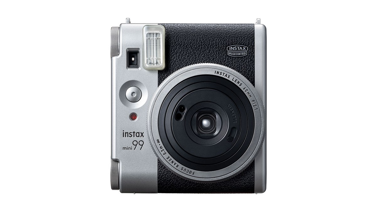 富士フイルム、インスタントカメラ「instax mini 99」に新色シルバーを