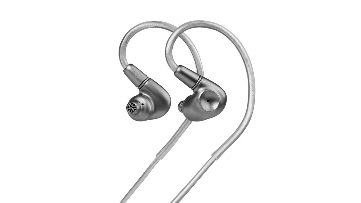 Meze Audio、純チタン削り出し筐体を採用した有線イヤホン「ASTRU