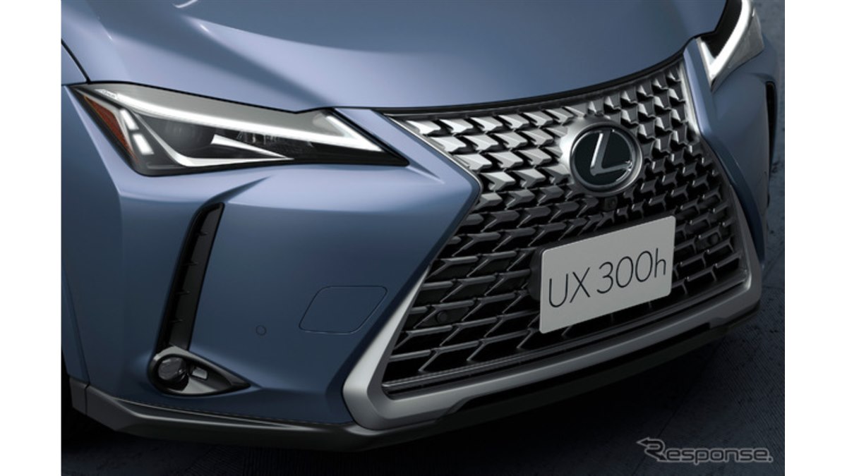 駐車場に収まるレクサスが…」コンパクトSUV『UX』生産終了にSNSで