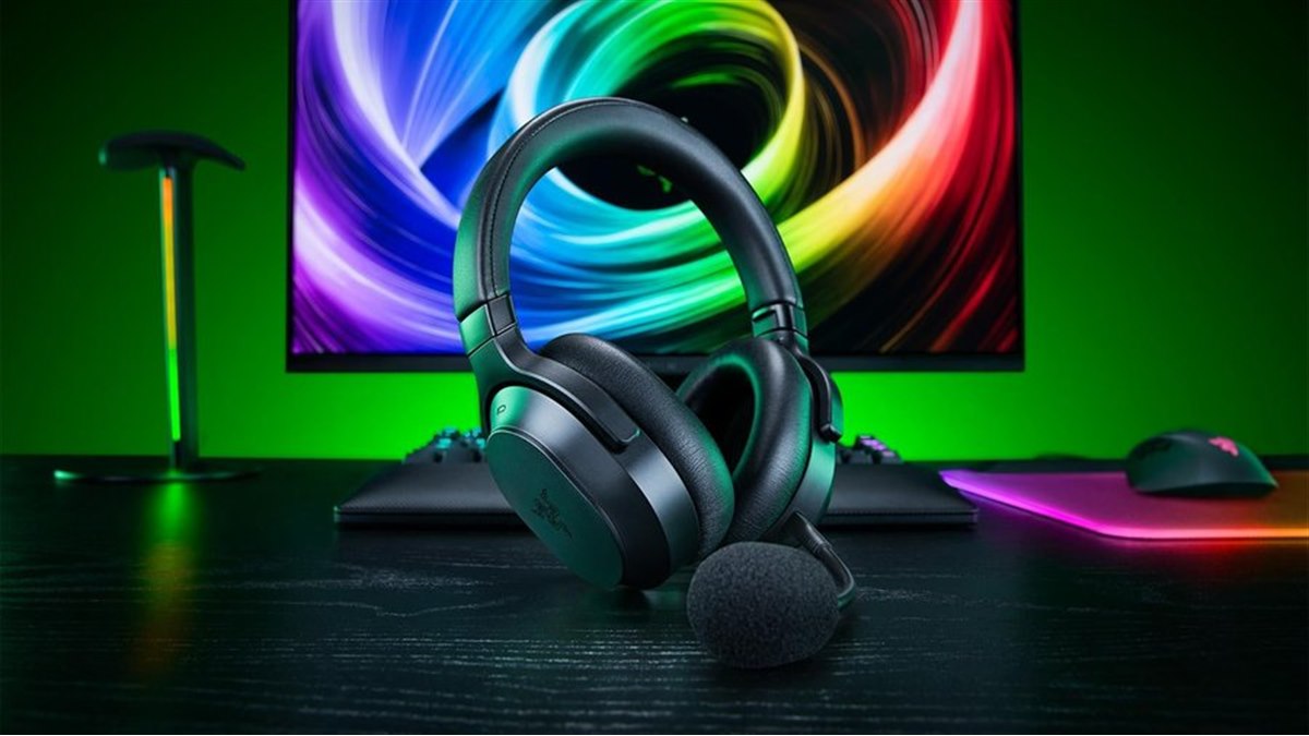 Razer、プレミアムワイヤレスゲーミングヘッドセット「Razer Barracuda