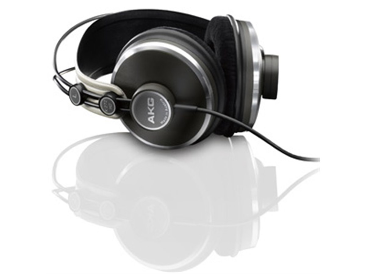 AKG K-401 有線ヘッドホン 20080403182017_676_.jpg