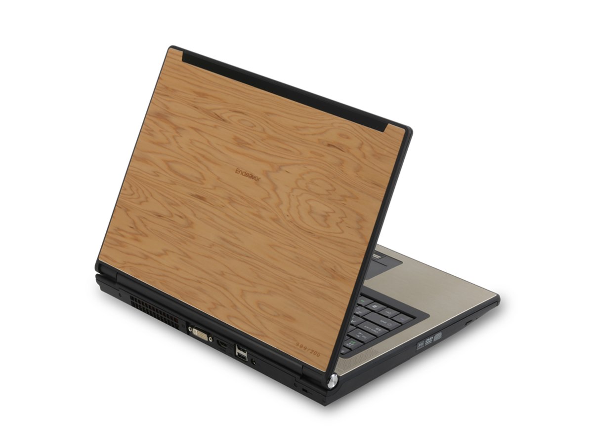 エプソン、本屋久杉天板を採用したノートPCなど - 価格.com