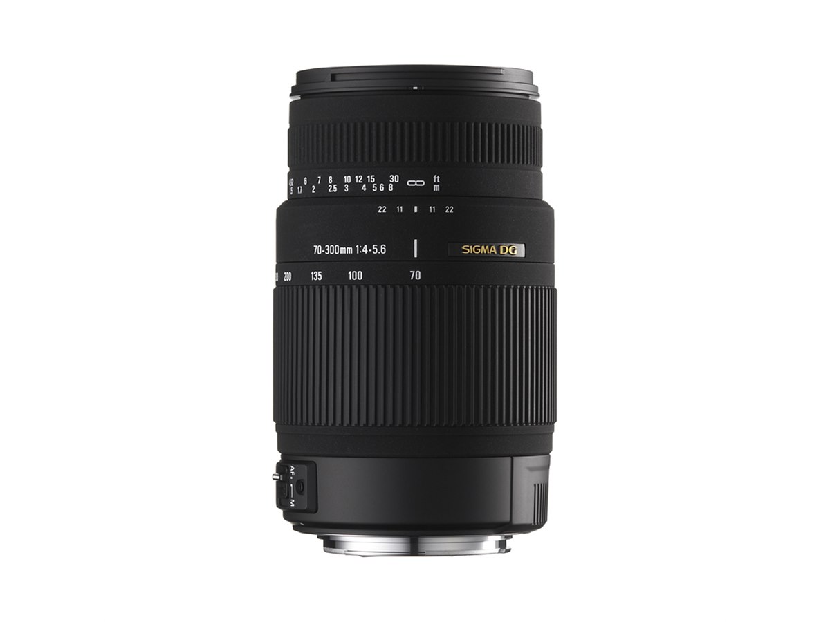 シグマ、ニコン用70-300mm F4-5.6を10月23日発売 - 価格.com