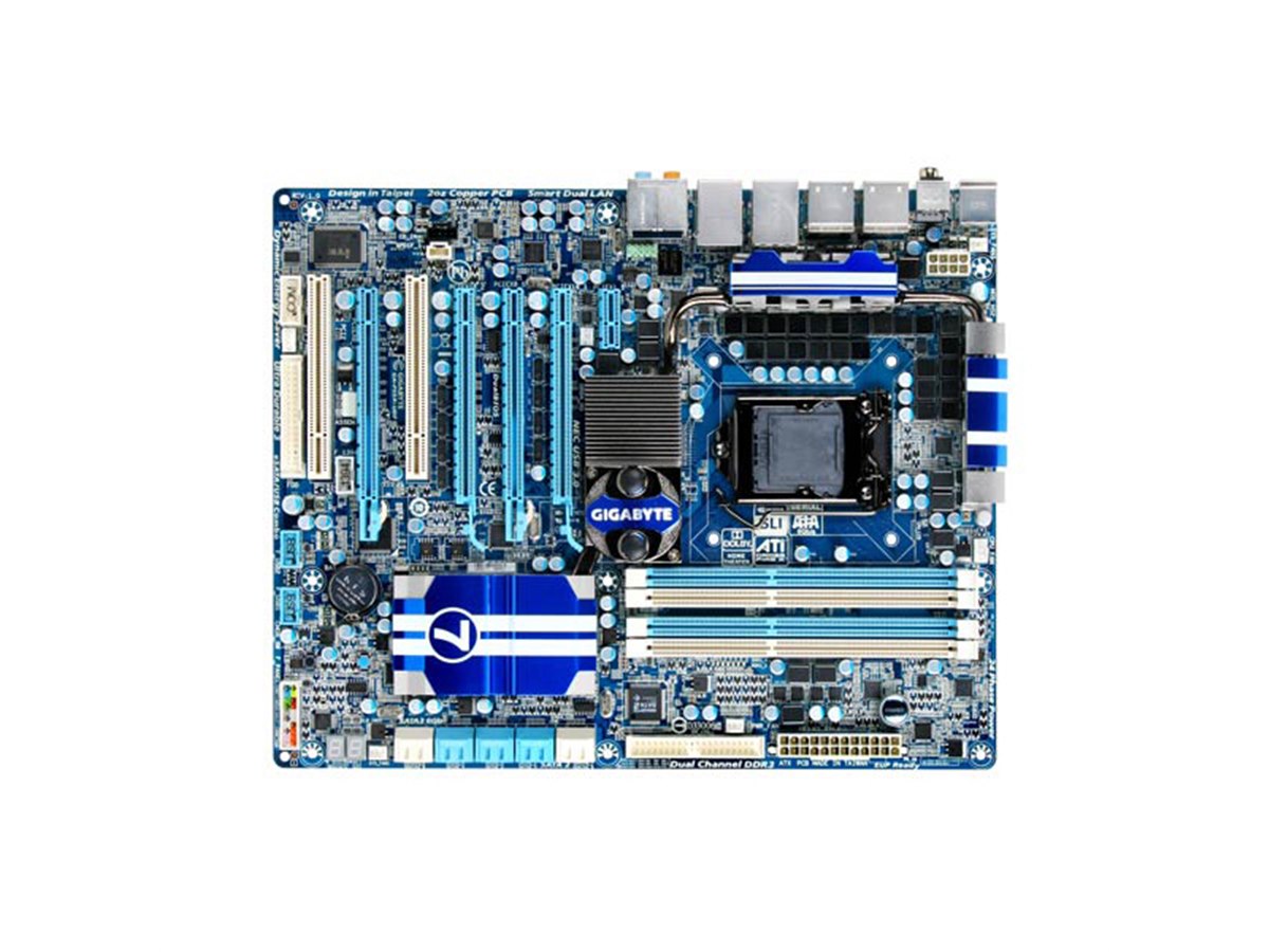GIGABYTE、NF200搭載P55マザー「GA-P55A-UD7」 - 価格.com