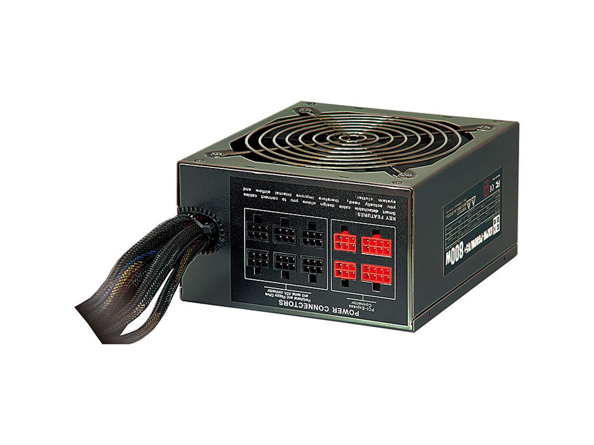 玄人志向、プラグイン採用の電源ユニット2機種 - 価格.com