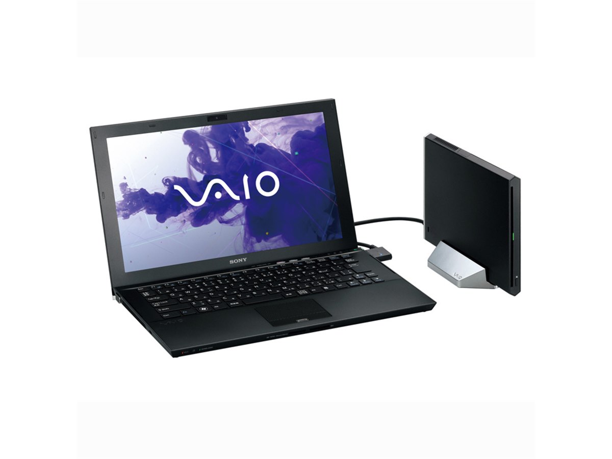ソニー、携帯性と高性能を両立した新「VAIO Z」 - 価格.com