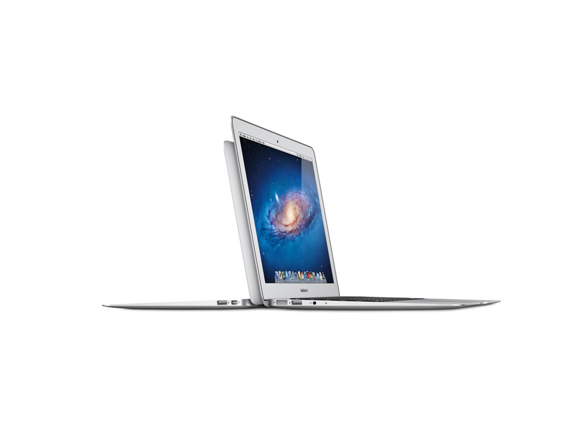 アップル、Core i5を搭載した新「MacBook Air」 - 価格.com