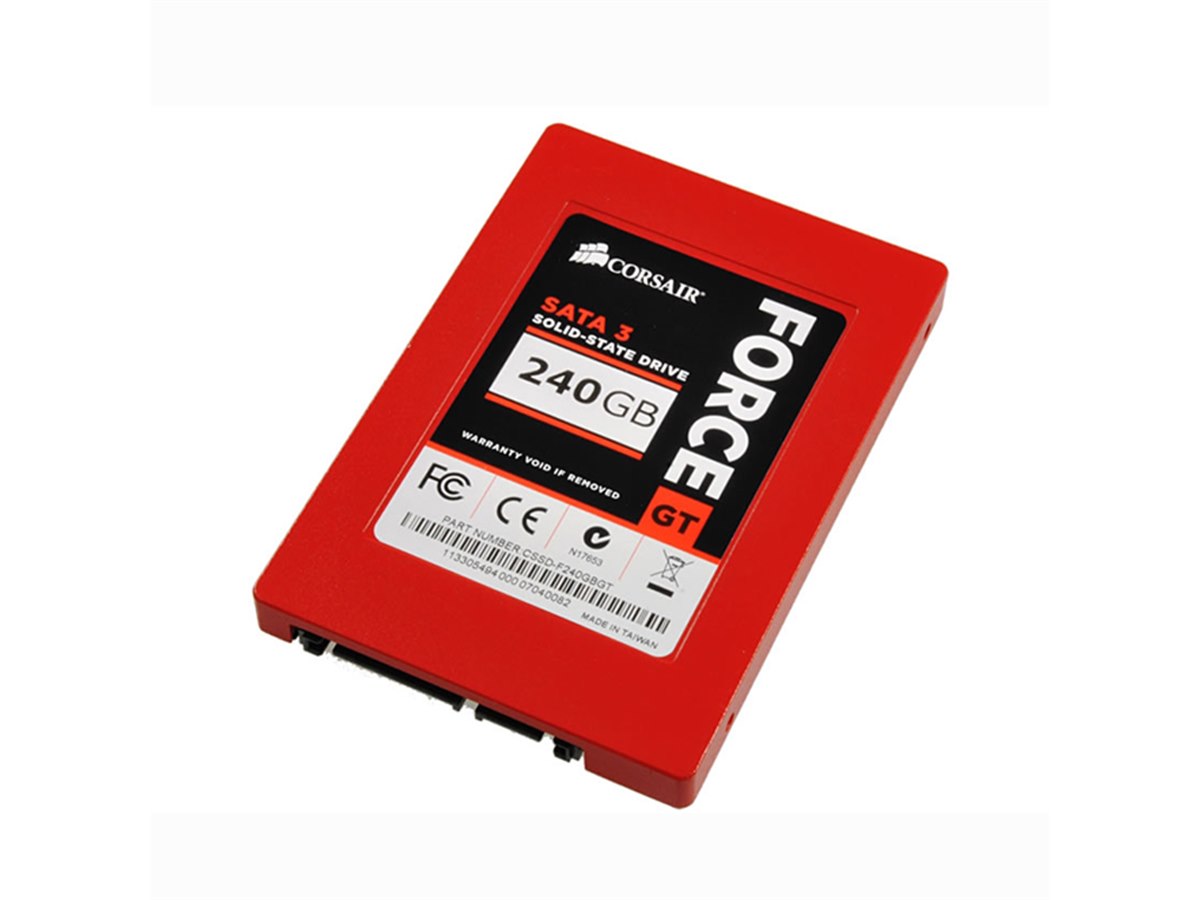 Corsair、最大リード555MB/sの高速SSD2機種 - 価格.com