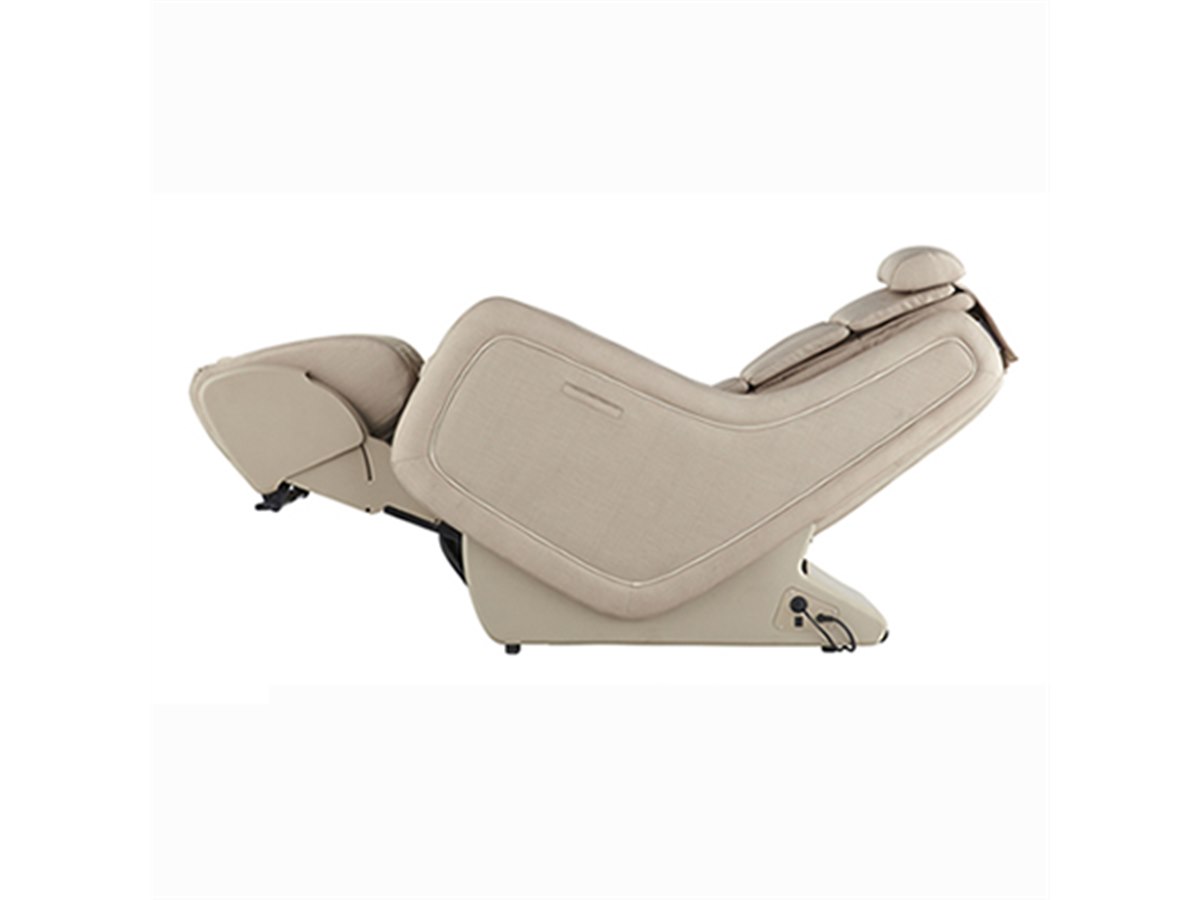 フジ医療器、リラックス姿勢を実現させるマッサージチェア - 価格.com