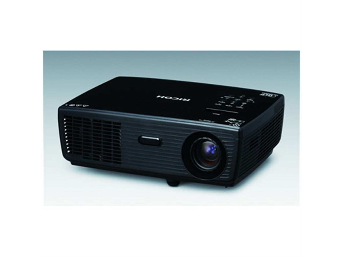 リコー、2800ルーメンのSVGA対応プロジェクター「RICOH PJ K110 リコー、2800ルーメンのSVGA対応プロジェクター「RICOH PJ K110