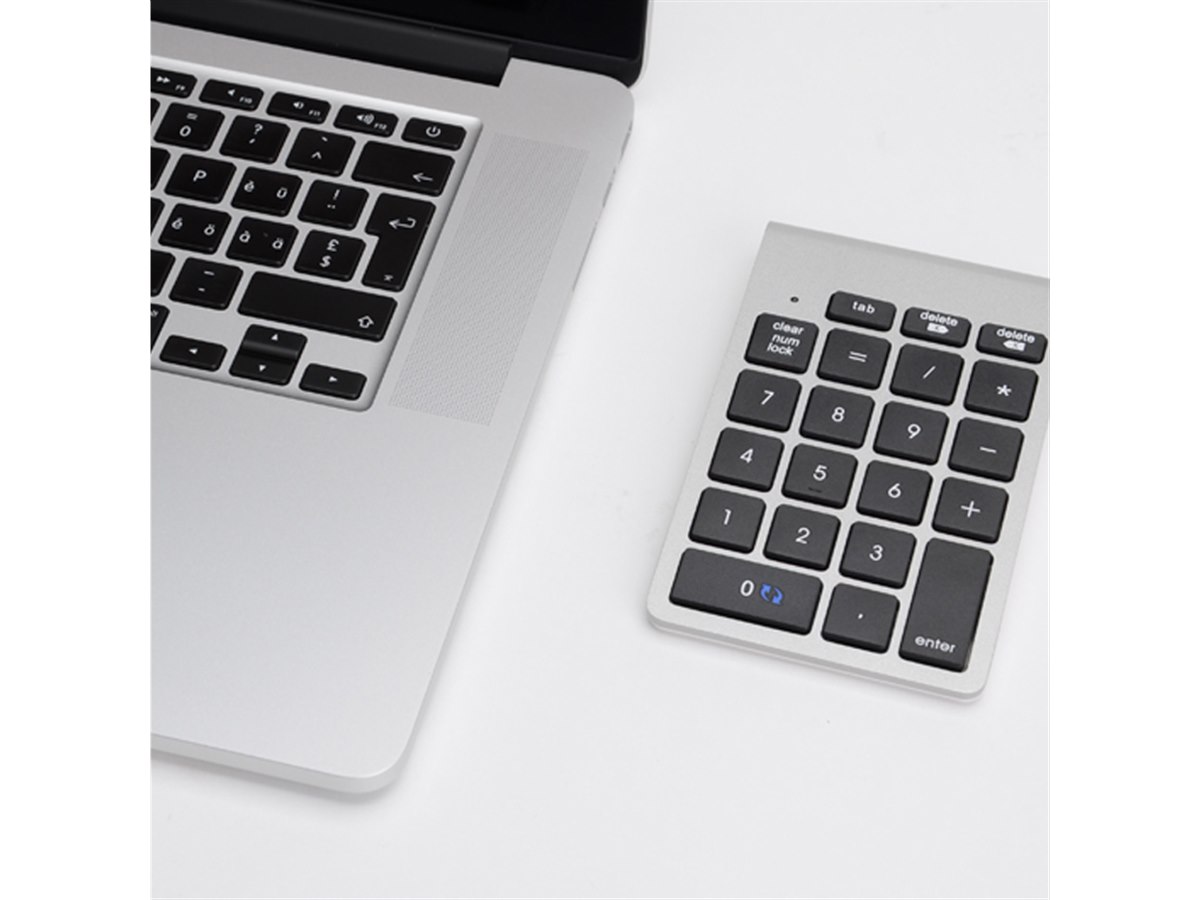 フォーカル、MacBook向けデザインのBluetooth対応テンキーパッド 