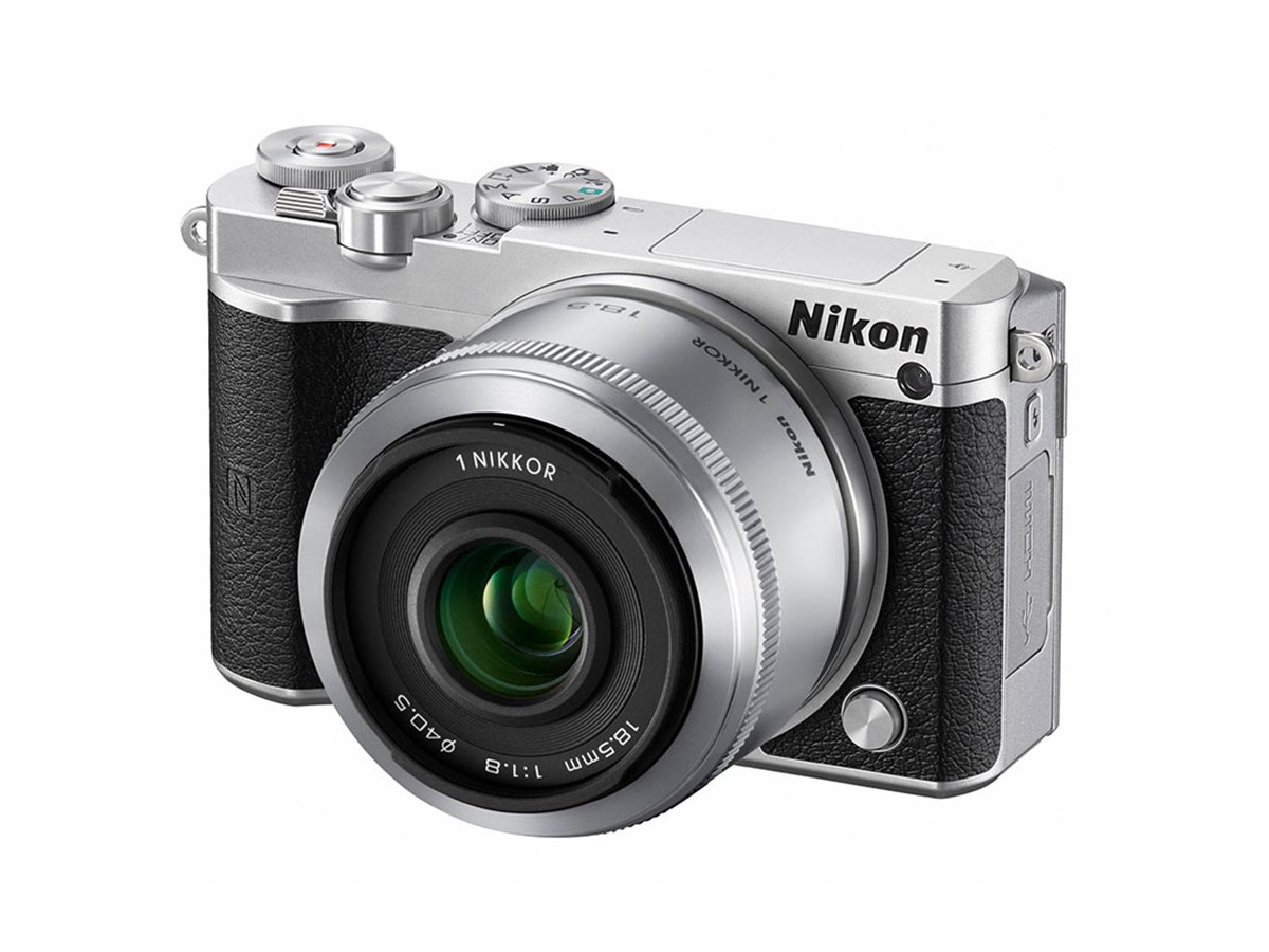 ニコン、モダンデザインのミラーレス一眼「Nikon 1 J5」を4/23発売 - 価格.com