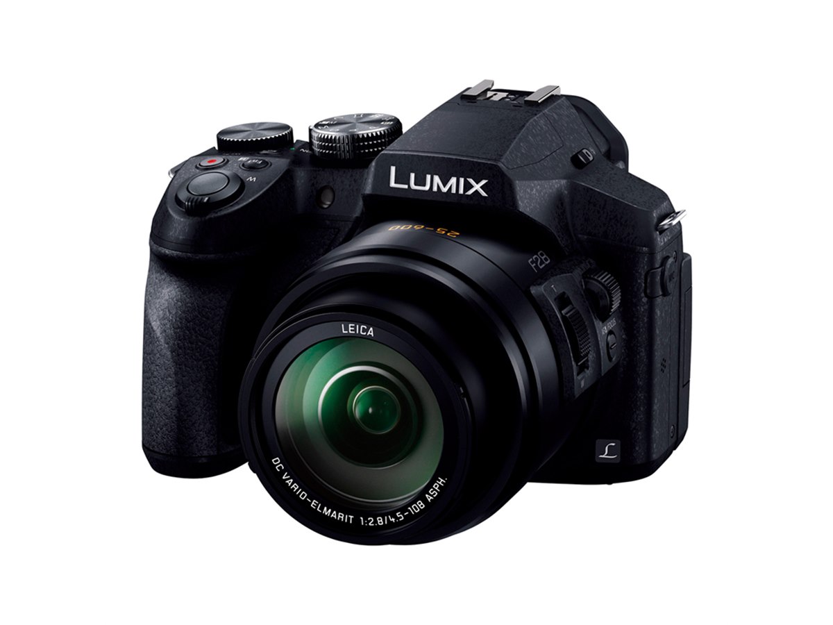 パナソニック、4K対応の光学24倍コンデジ「LUMIX FZ300」を9/17発売