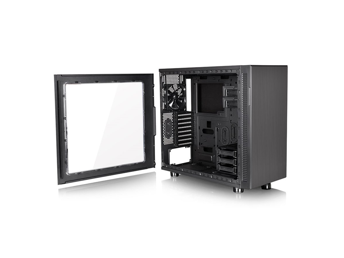 Thermaltake、機能性と静音性を重視したミドルタワーPCケースなど4機種