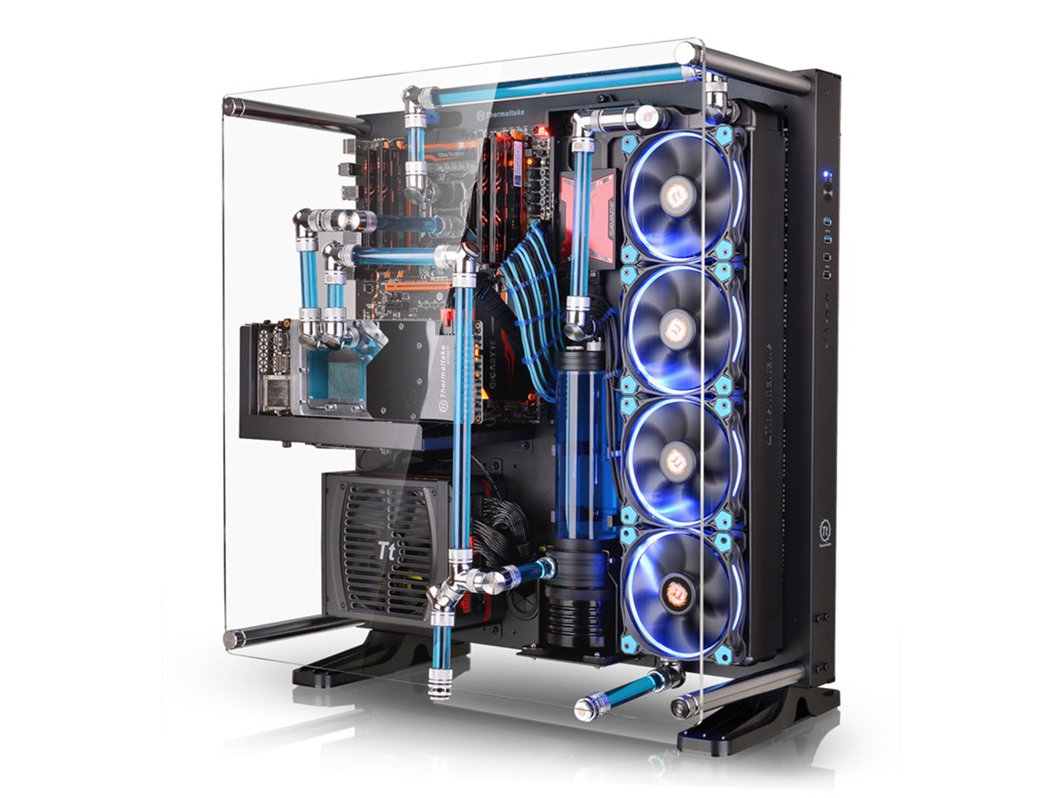 Thermaltake、壁掛けも可能なオープンフレームPCケース「Core P5