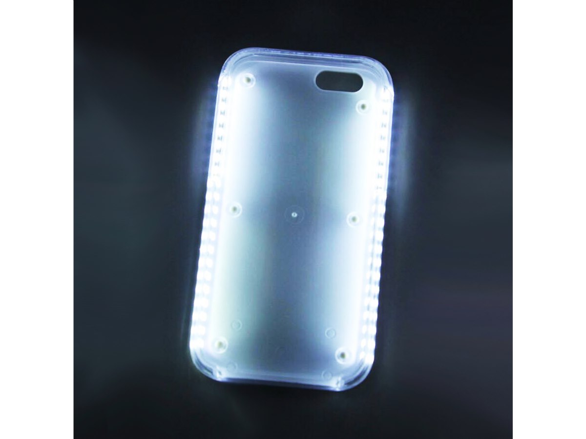 OGB、セルフィーが明るく撮れるLEDライトを装備したバッテリー内蔵  