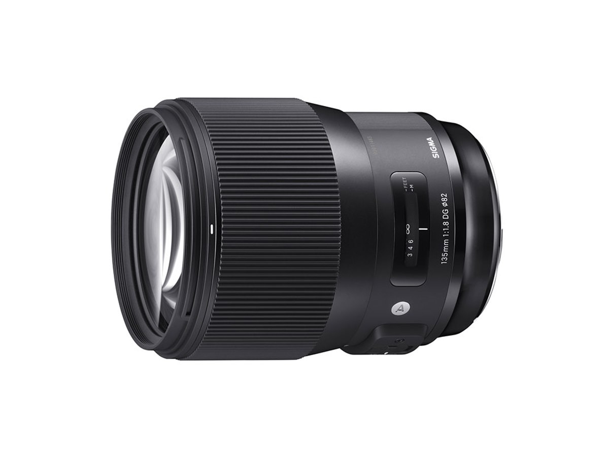 シグマ、フルサイズ対応で135mm F1.8の望遠単焦点レンズ - 価格.com