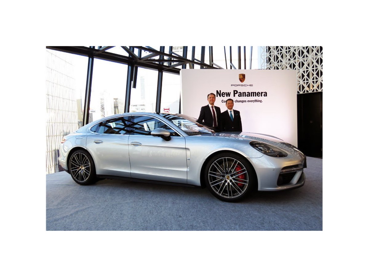 ポルシェ サンシェード シルバー　パナメーラ ポルシェ、日本仕様の新型「パナメーラ」を初公開 - 価格.com